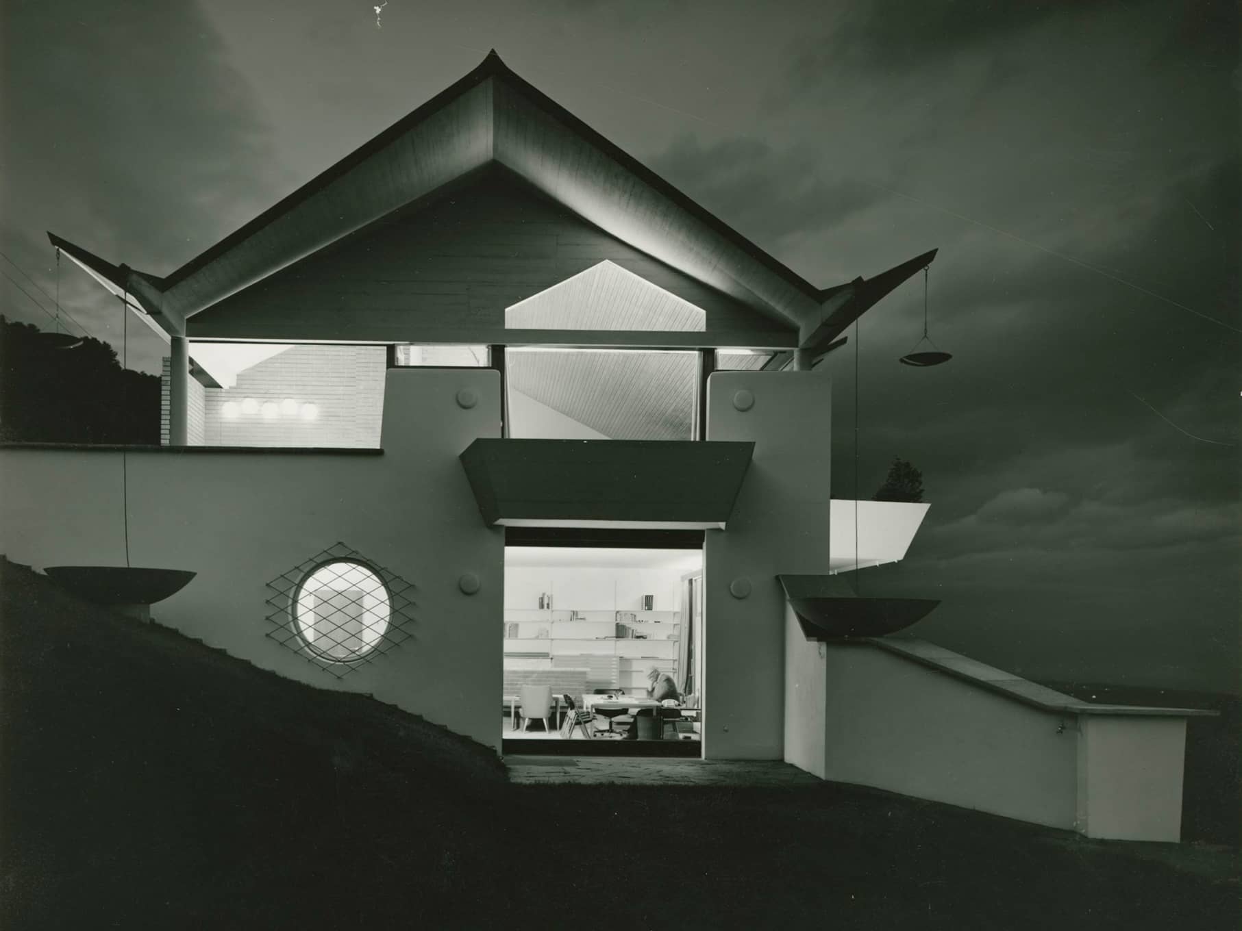 Villa bei Nacht, Bugnaux, Schweiz 1963